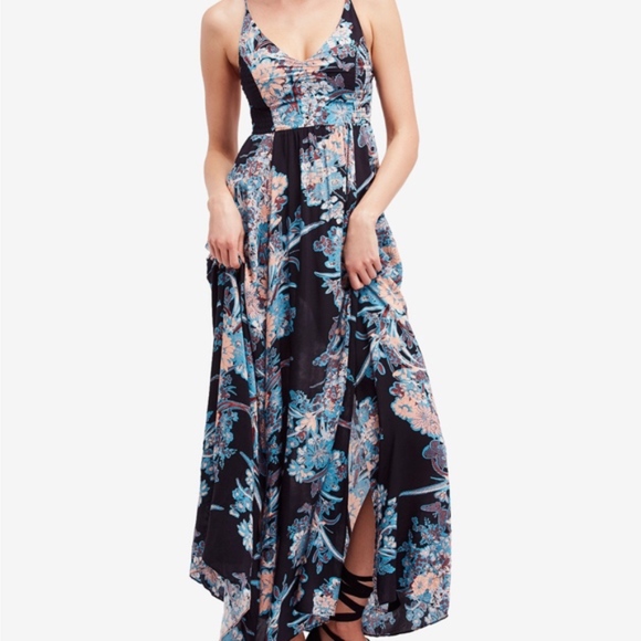 Free People Dresses & Skirts - FREE PEOPLE THROUGH THE VINE PRINTED MAXI DRESS
